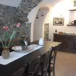 Bed & Breakfast La Scortica 3*