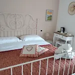 La Scortica Bed & Breakfast