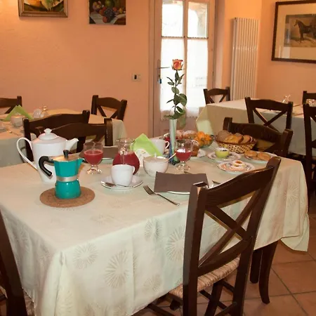 La Scortica Bed & Breakfast *