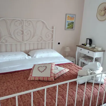 La Scortica فندق مبيت وإفطار