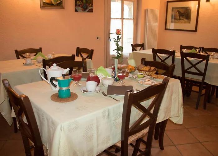 La Scortica Bed & Breakfast 3*